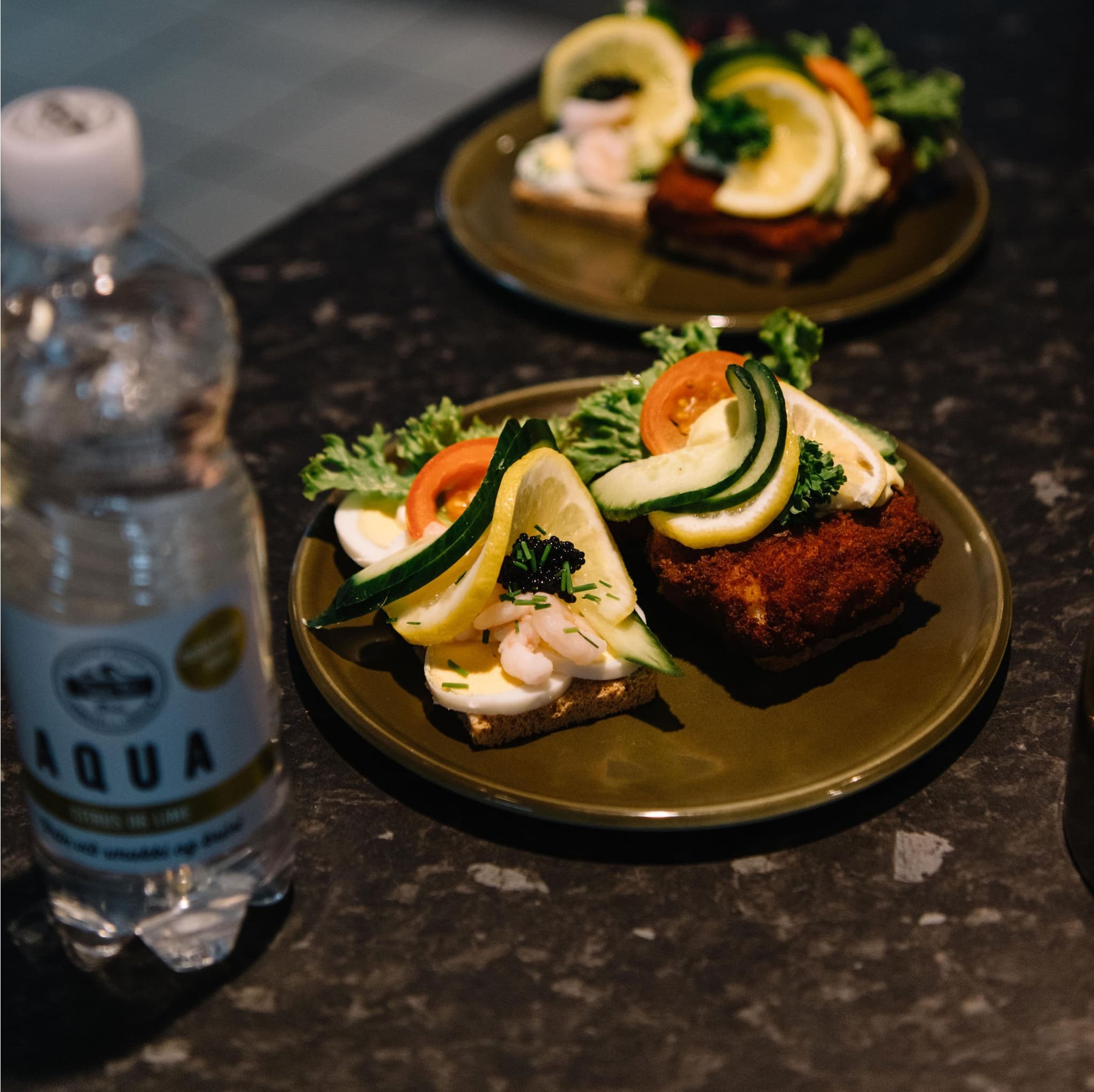 2 smyrjibreyð fyri 70 kr.